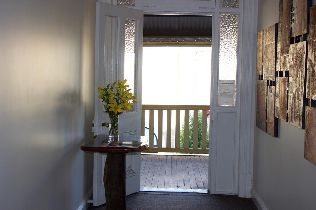 Balcony On Sixth Lodge Murray Bridge Eksteriør billede